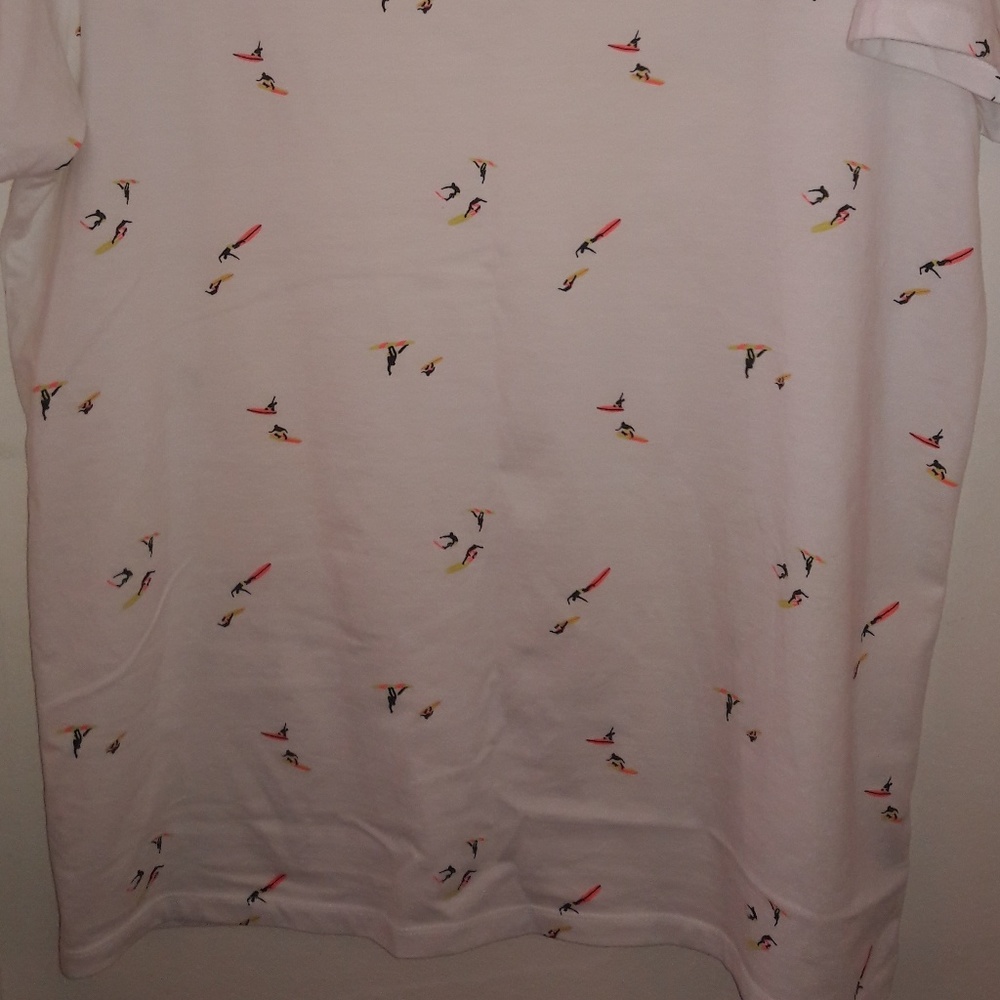 Old Navy Surfer t-shirt - Picture 2 of 5